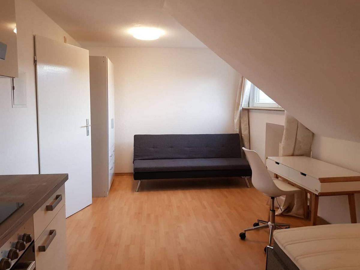 Sonniges Dach-ferienzimmer * Lindau (Bodensee)